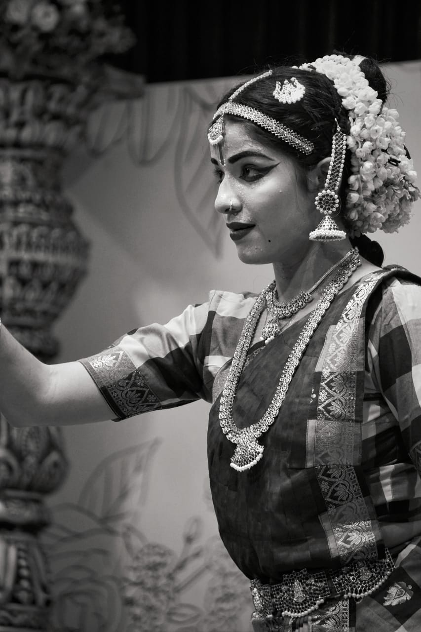 Dance performance photo